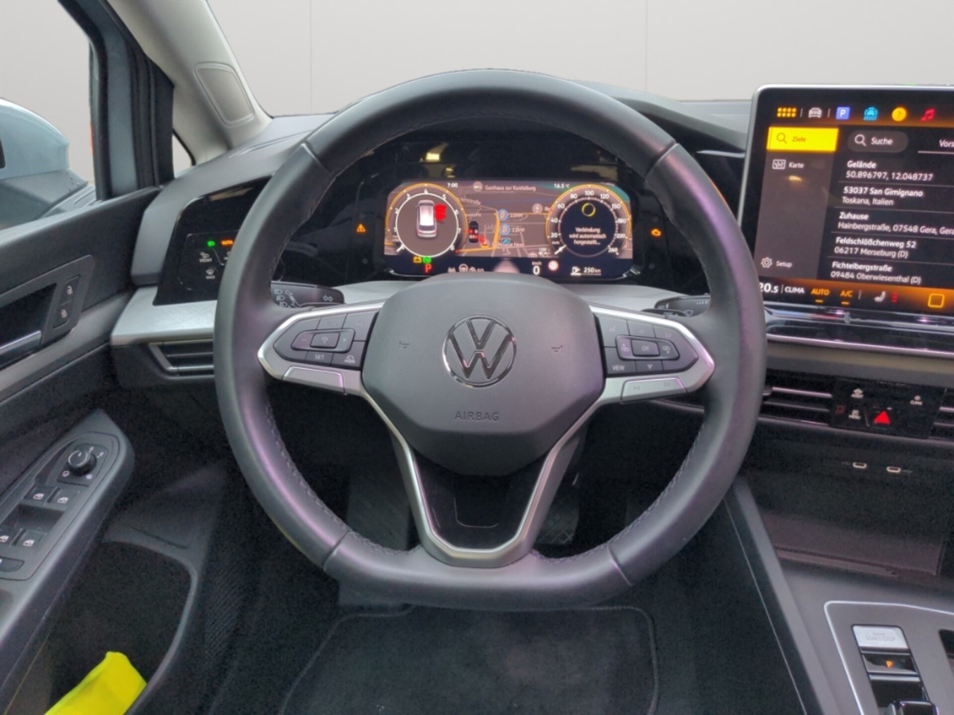 Volkswagen Golf Variant Life