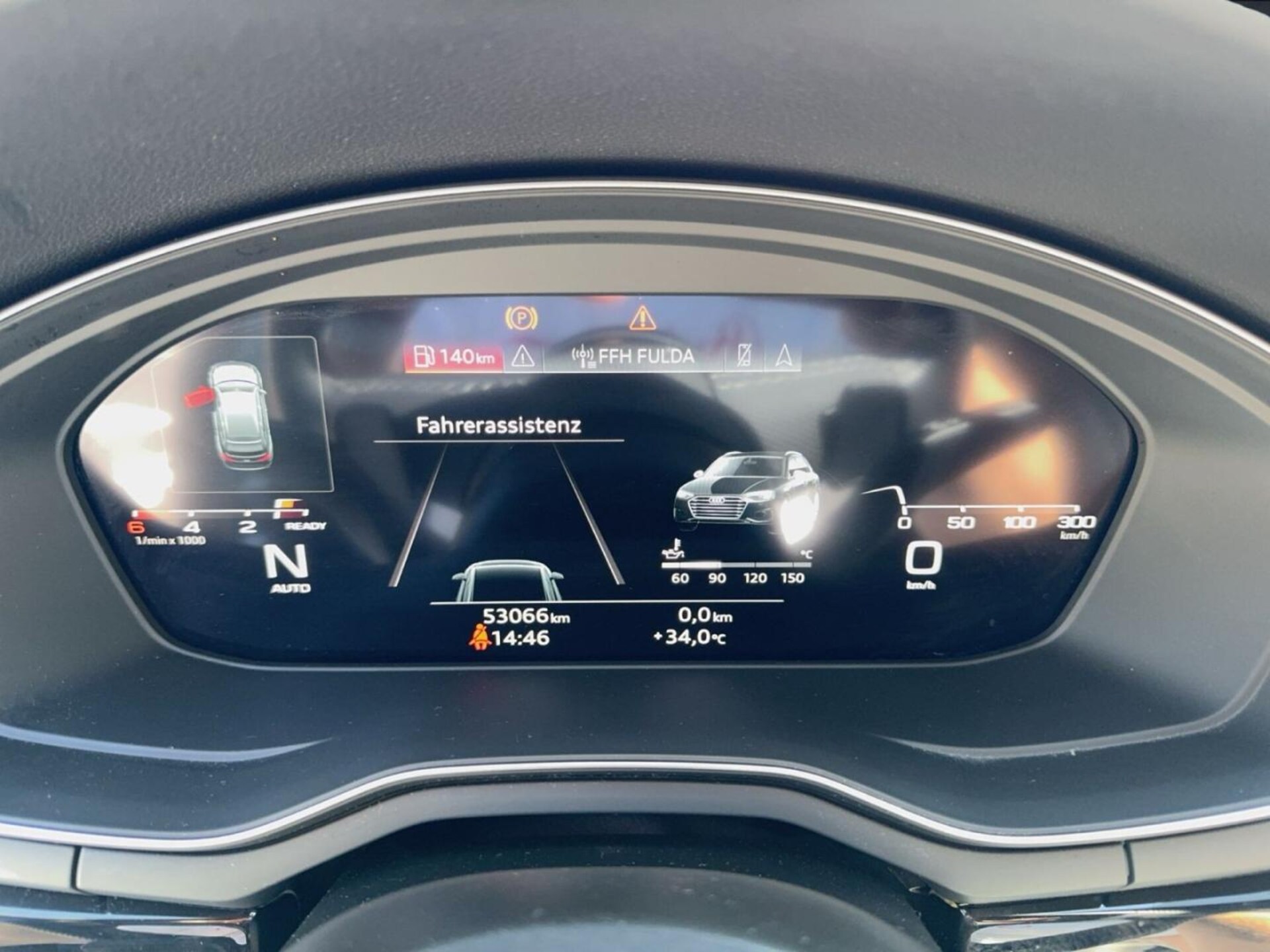 Audi A4 Avant S line