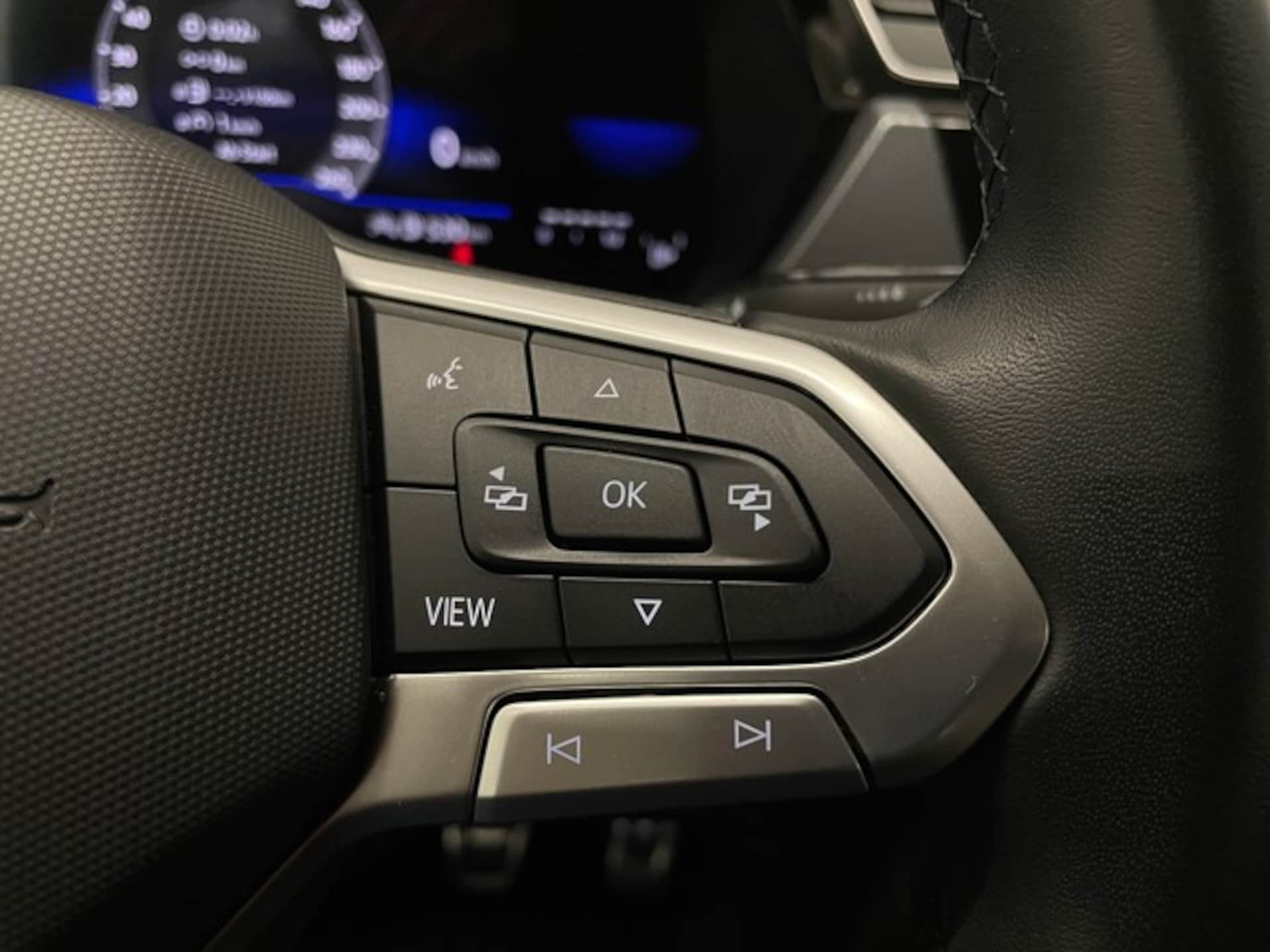 Volkswagen Touran Active