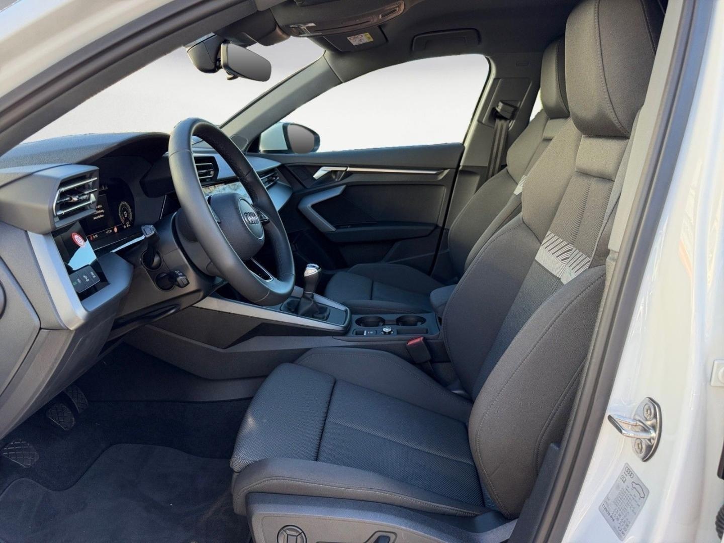 Bild über Audi A3 Sportback TFSI Schaltgetriebe - für weitere Informationen kontaktieren Sie den Audi Partner