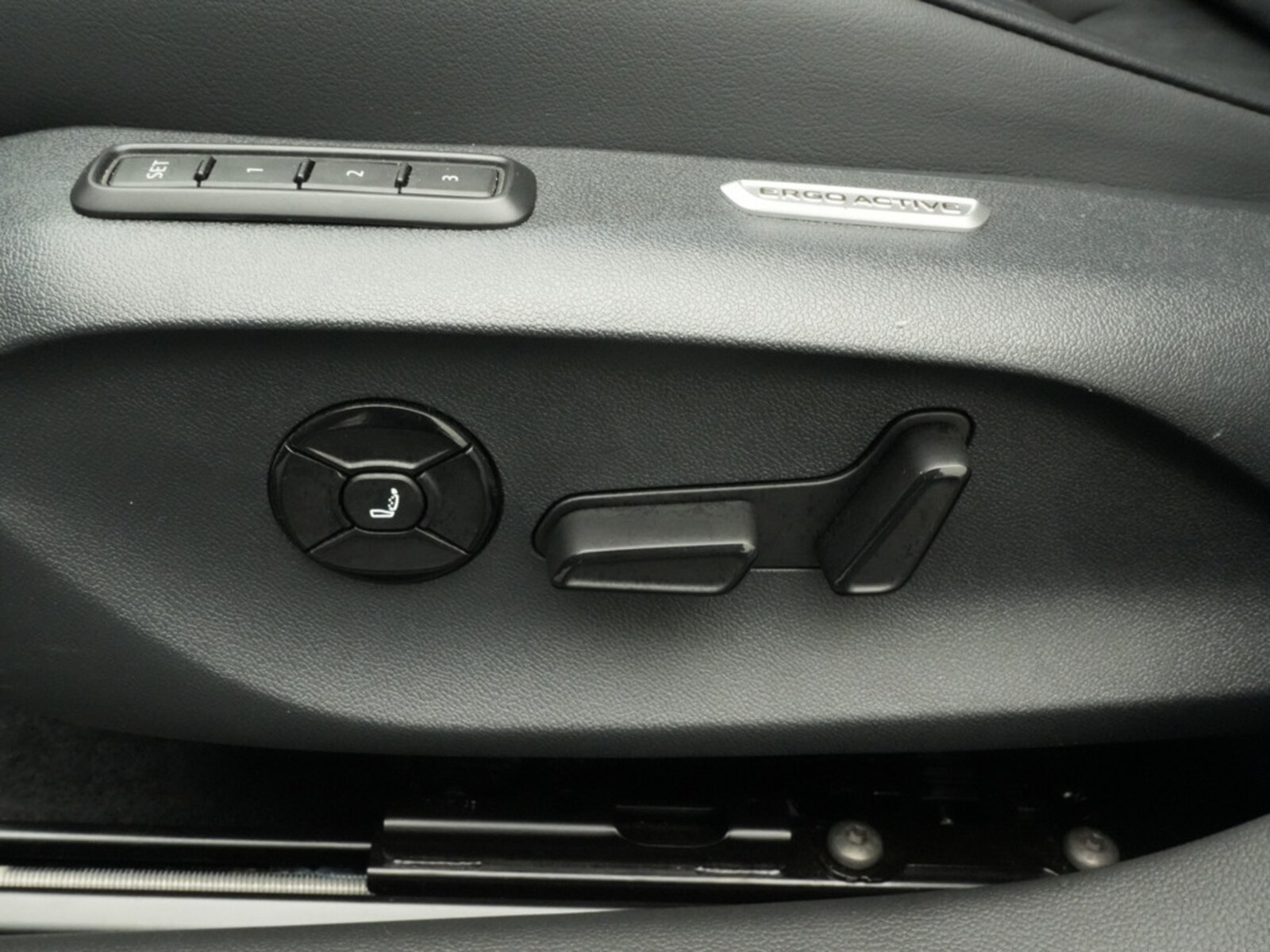 Volkswagen Passat – Bild 18