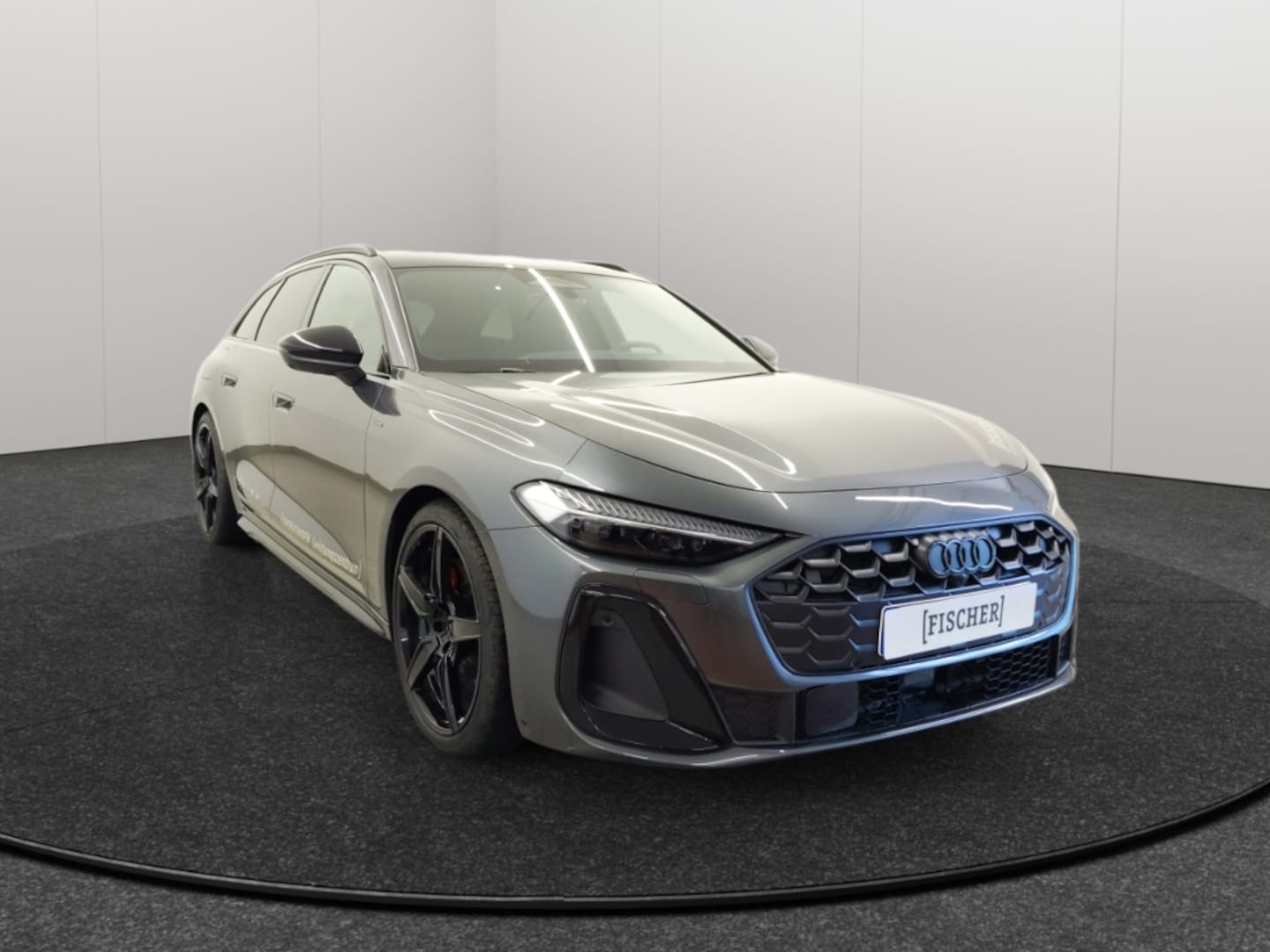 Bild über Audi A5 Avant e-hybrid e-hybrid quattro 270 kW S tronic - für weitere Informationen kontaktieren Sie den Audi Partner