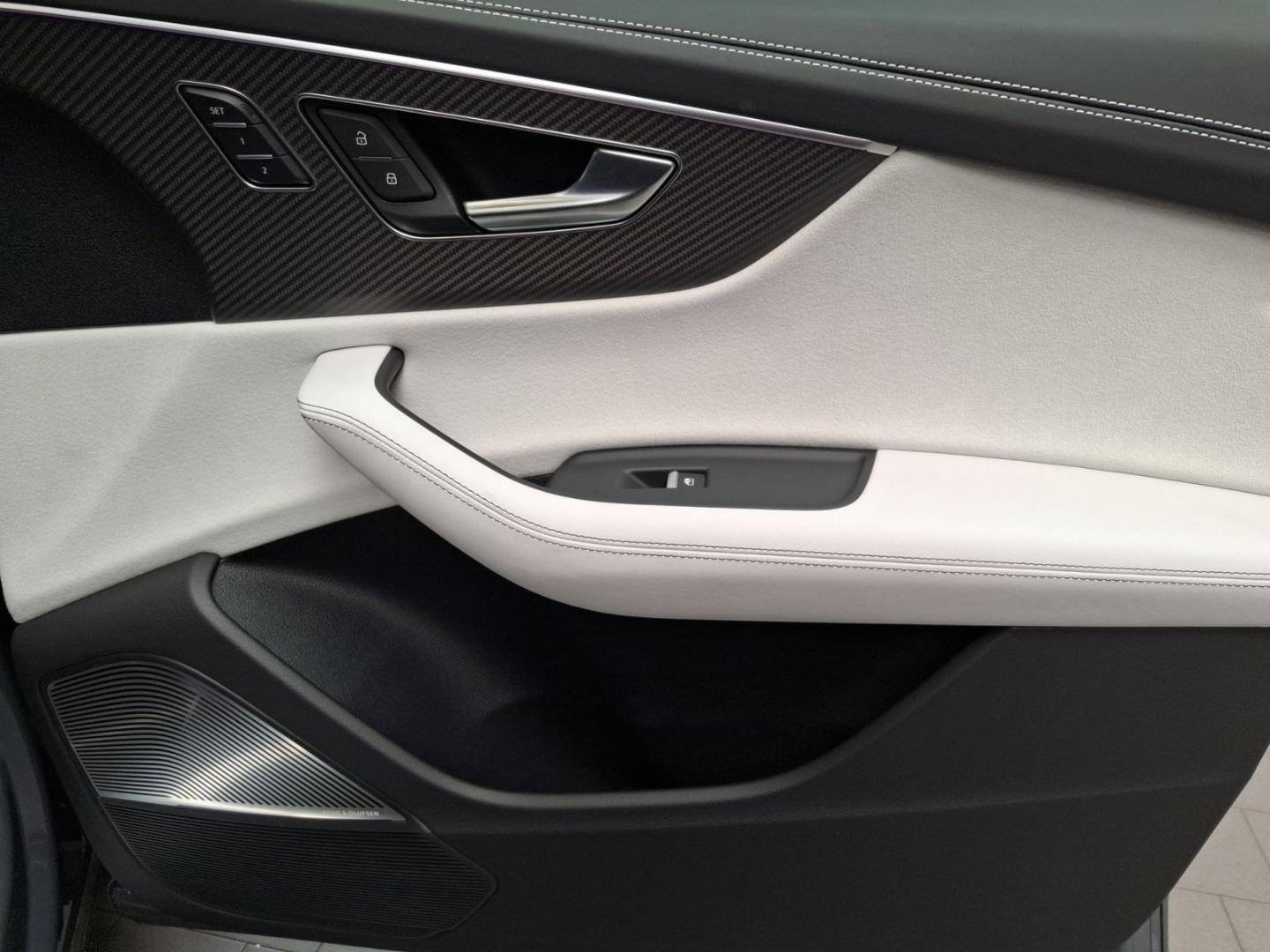 Image about Audi RS Q8 SUV quattro tiptronic