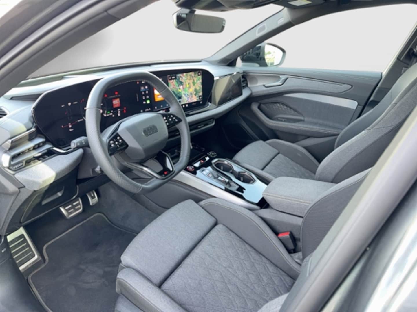 Bild über Audi A6 Avant edition one TDI quattro 150 kWS tronic - für weitere Informationen kontaktieren Sie den Audi Partner