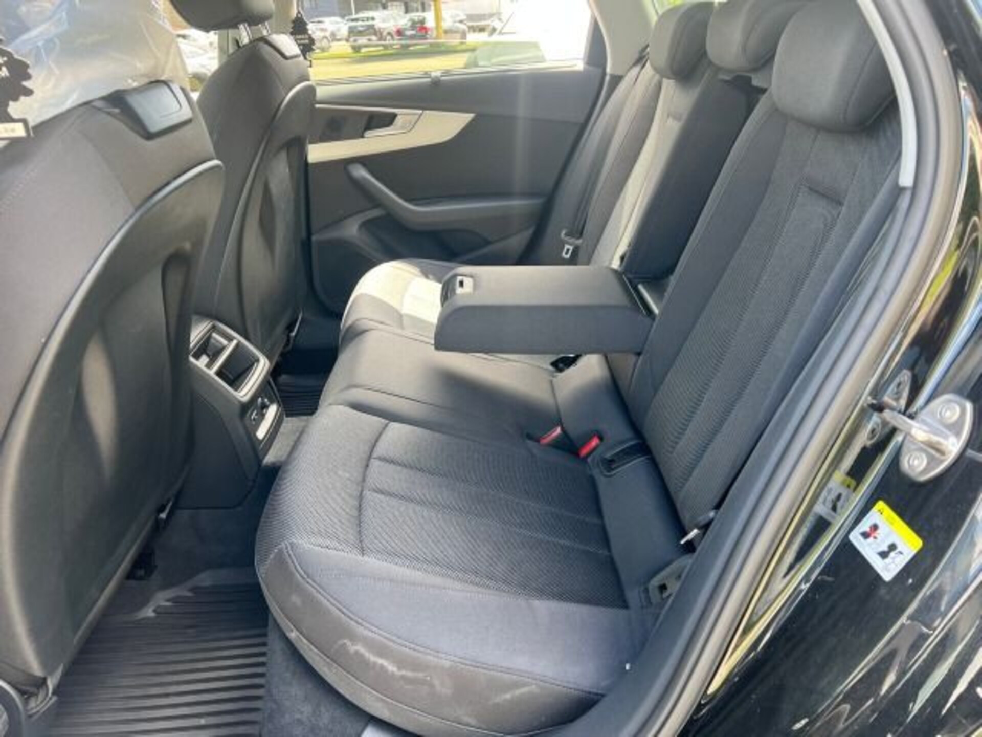 Audi A4 Avant S line