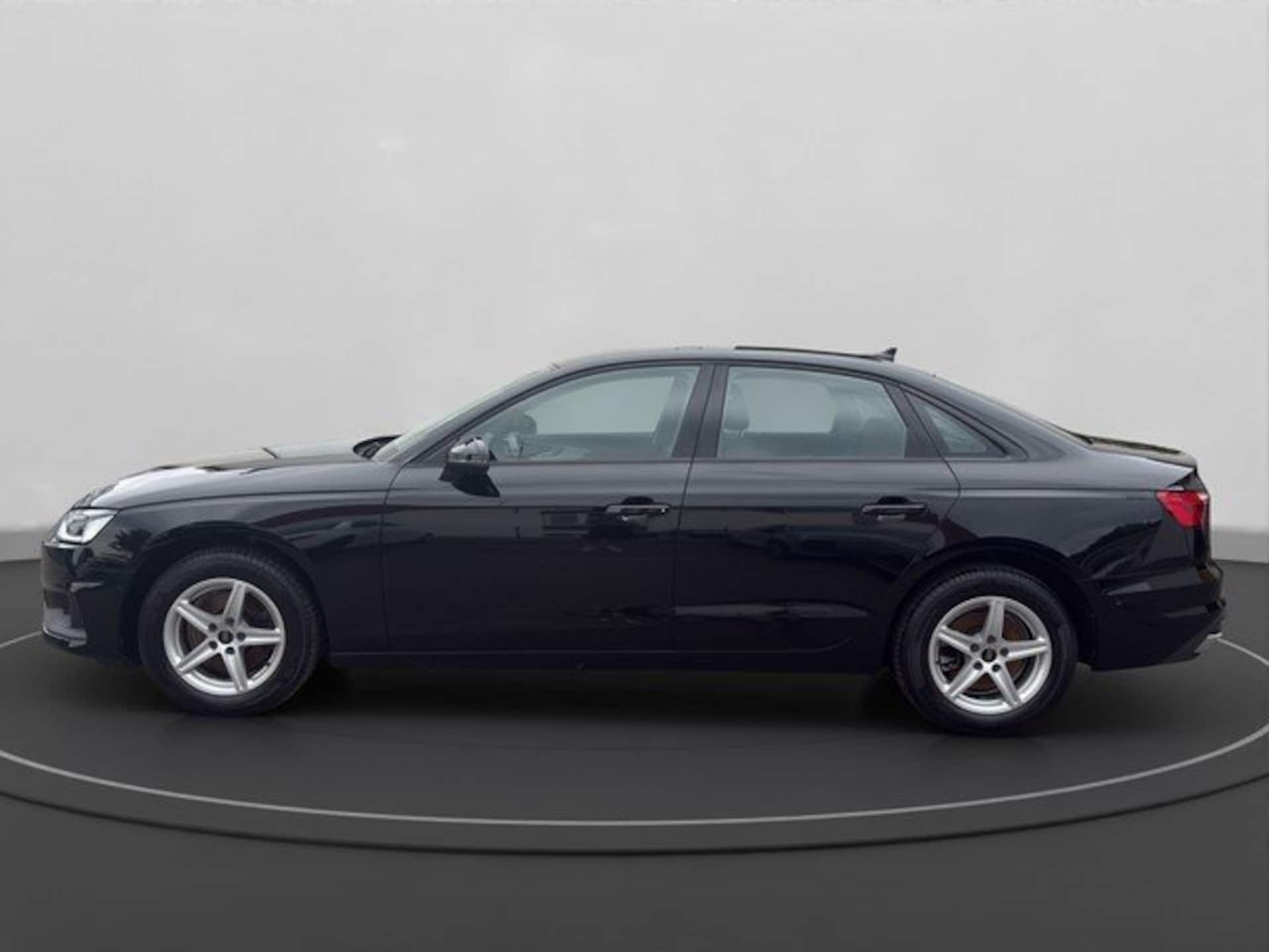 Audi A4 Limousine