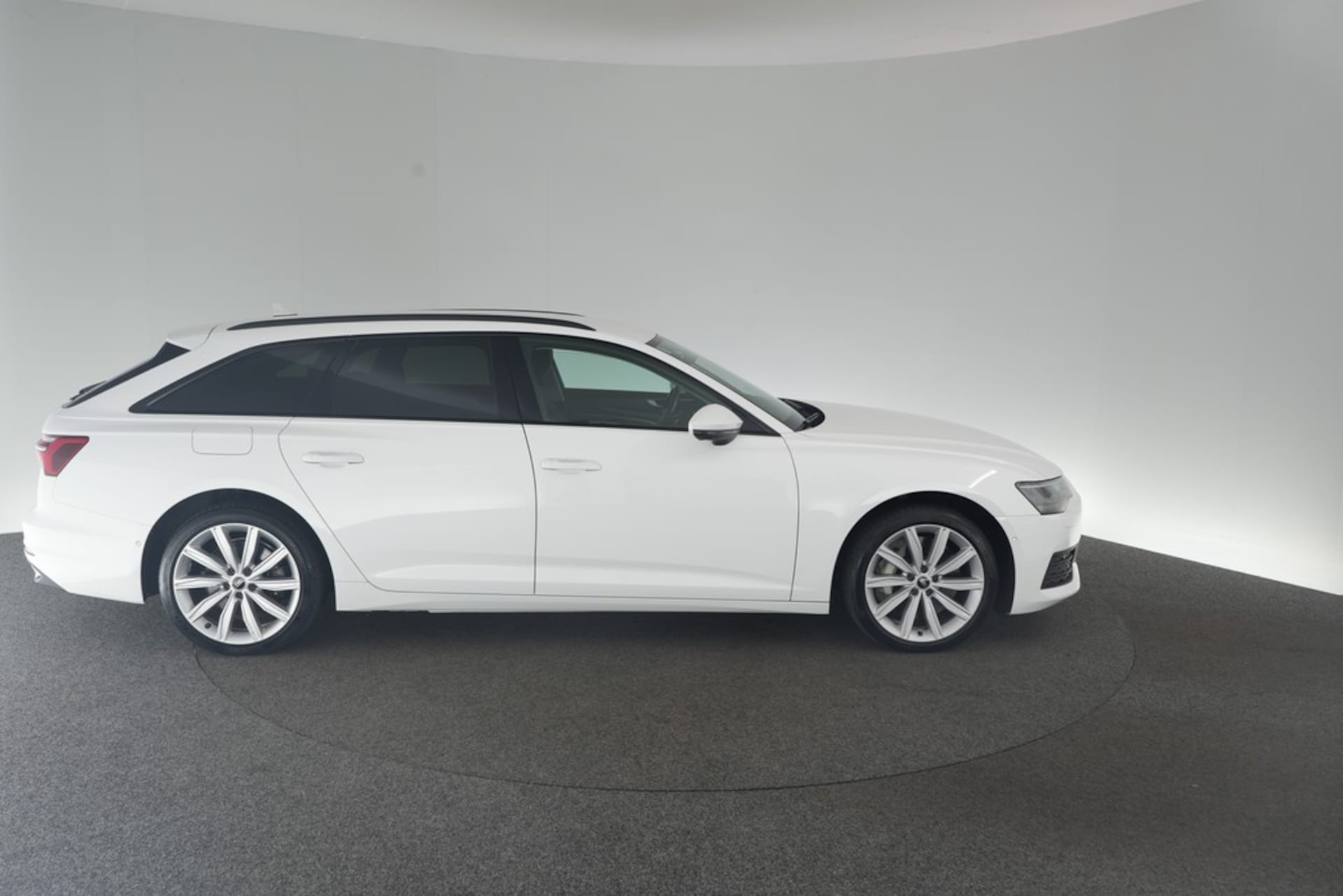 Audi A6 Avant TFSI e