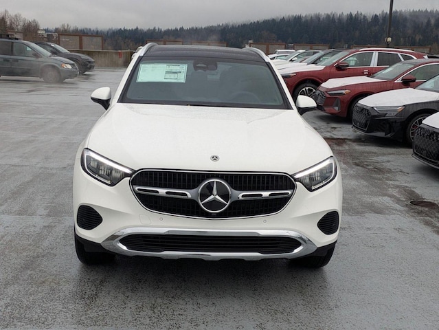 2026 Mercedes-Benz GLC Base - Photo 2