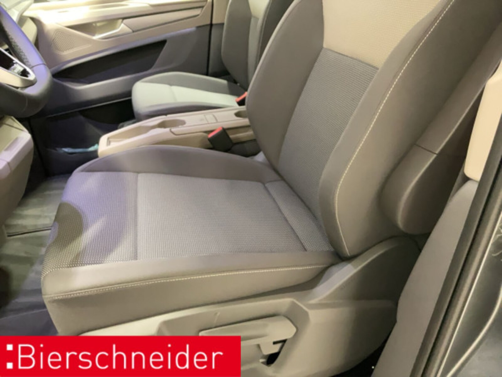 Volkswagen Multivan Langversion – Bild 10