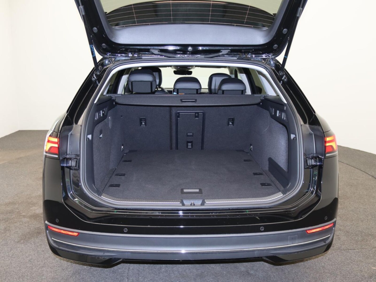 Volkswagen Passat – Bild 9