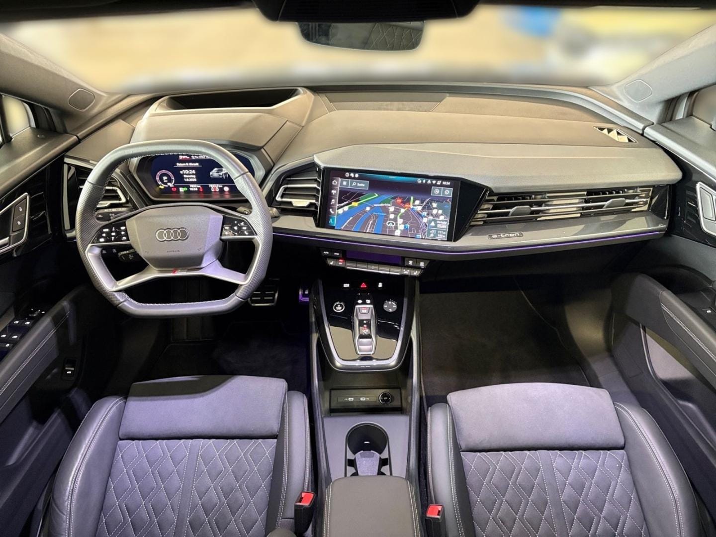 Bild über Audi Q4 e-tron 45 e-tron - für weitere Informationen kontaktieren Sie den Audi Partner