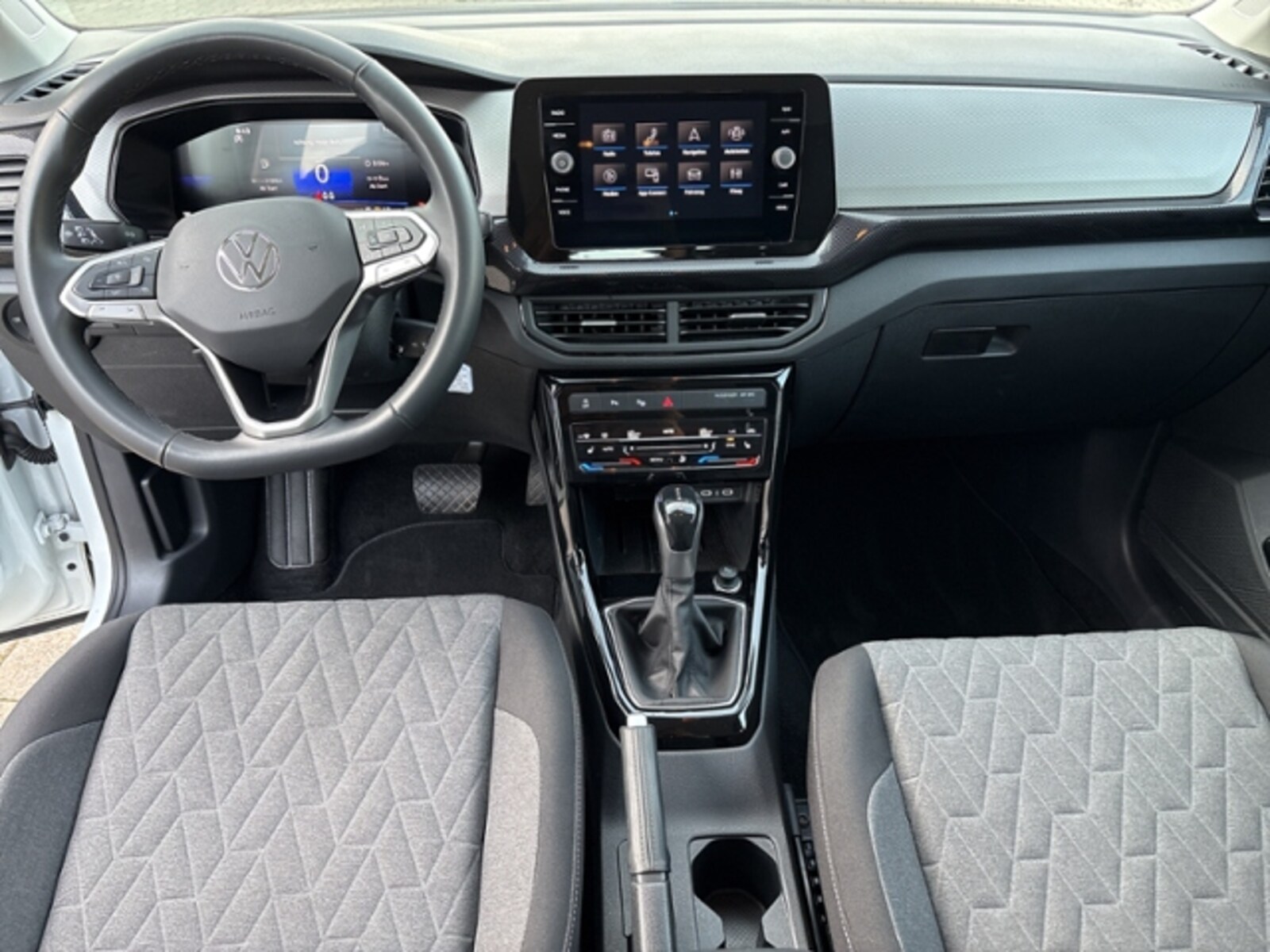 Volkswagen T-Cross – Bild 8