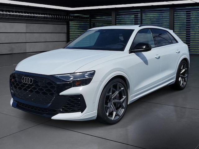 2026 Audi RS Q8 SUV performance