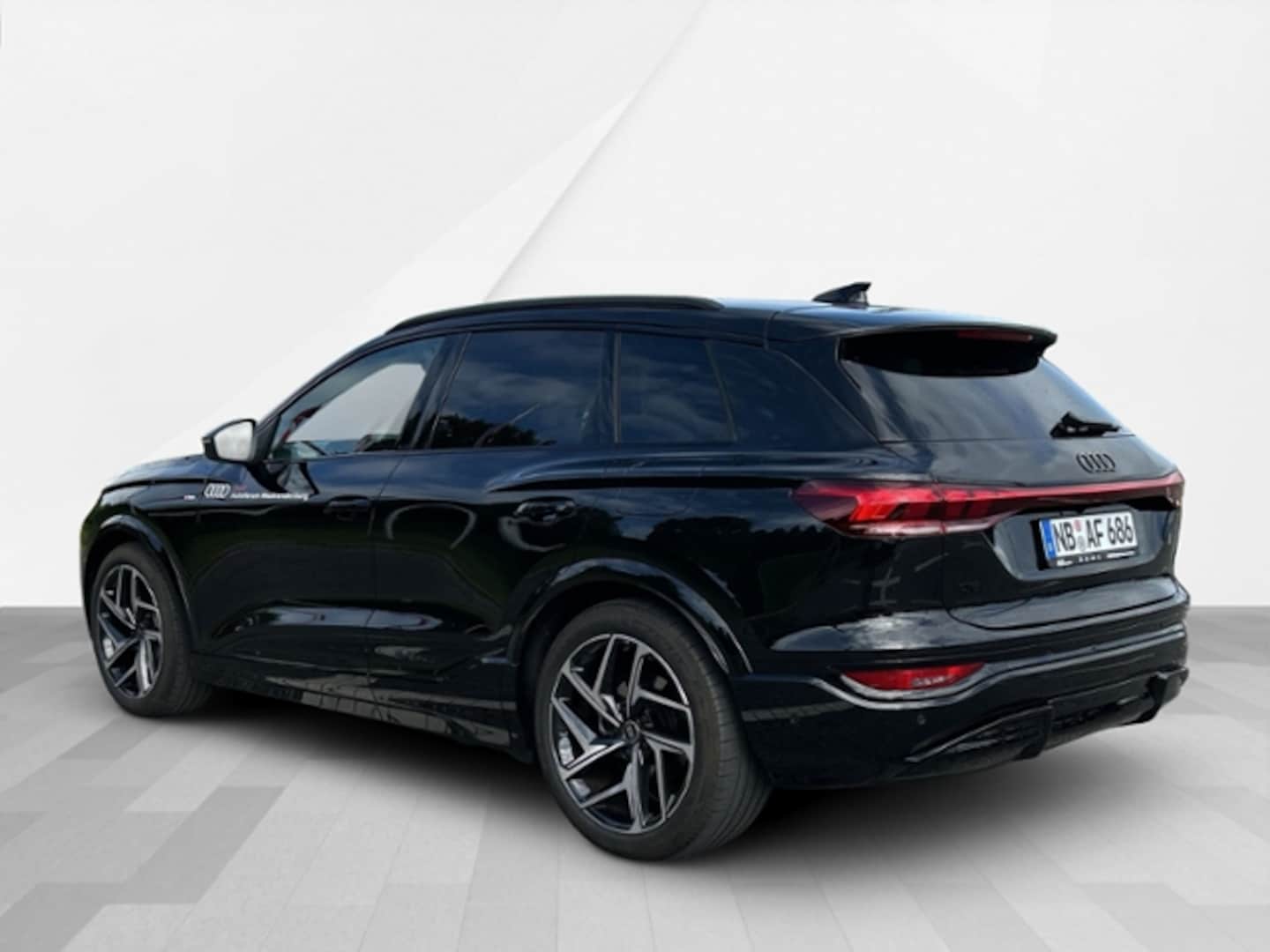 Bild über Audi Q6 SUV e-tron e-tron performance - für weitere Informationen kontaktieren Sie den Audi Partner