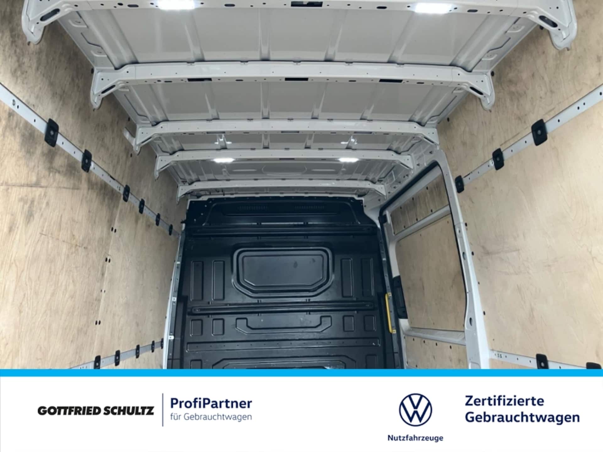 Volkswagen Crafter Kasten mittlerer Radstand