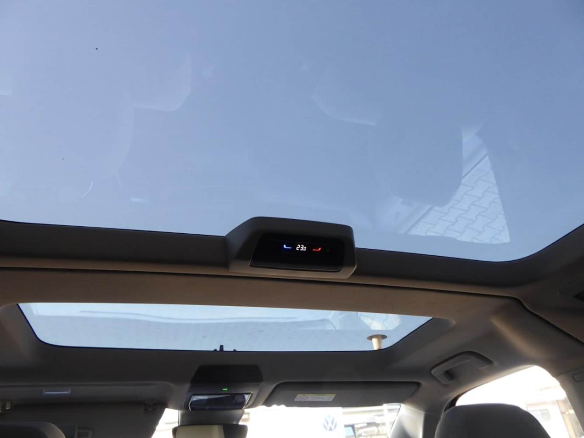 Volkswagen Multivan Life