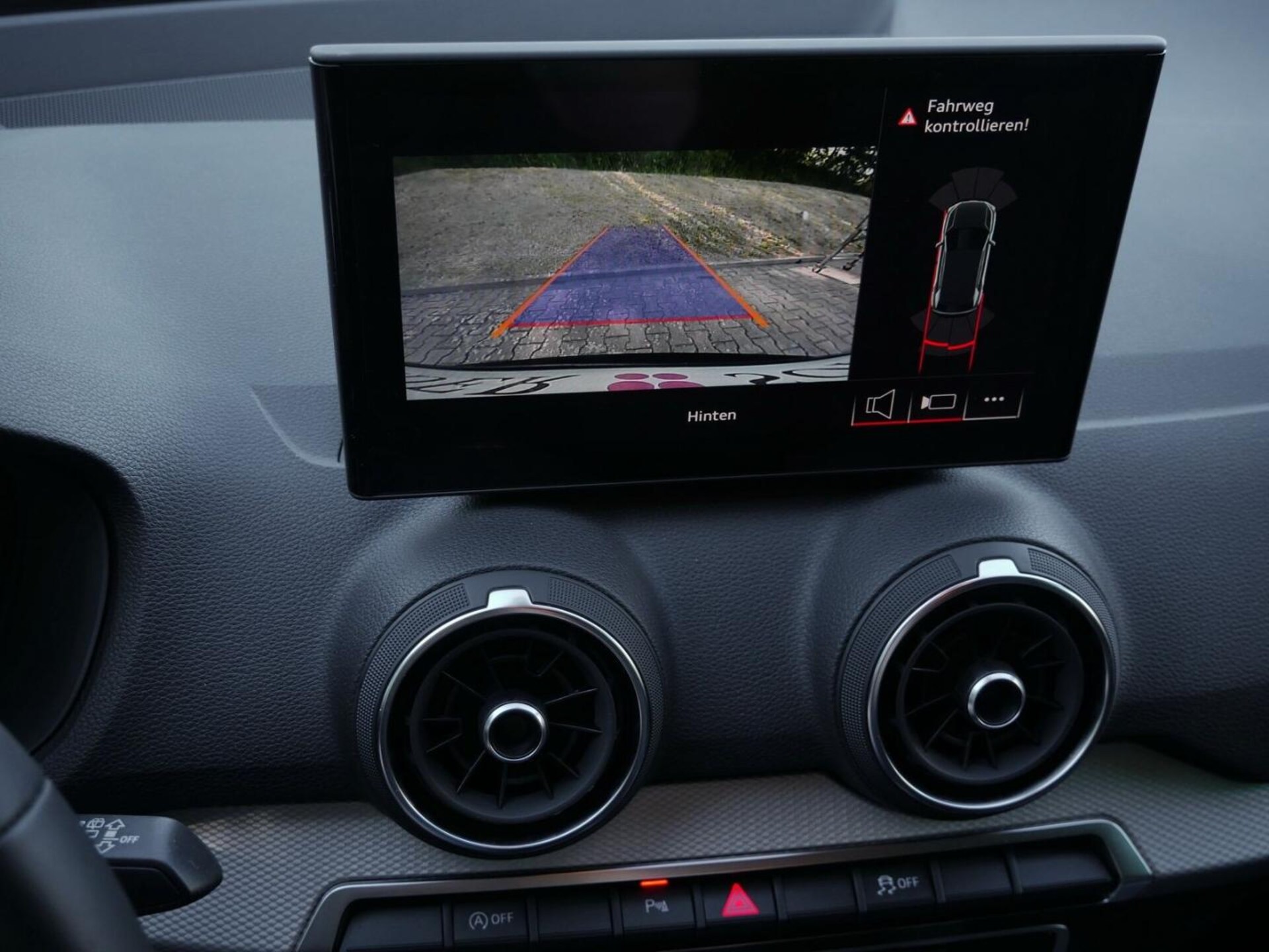 Audi Q2 Advanced