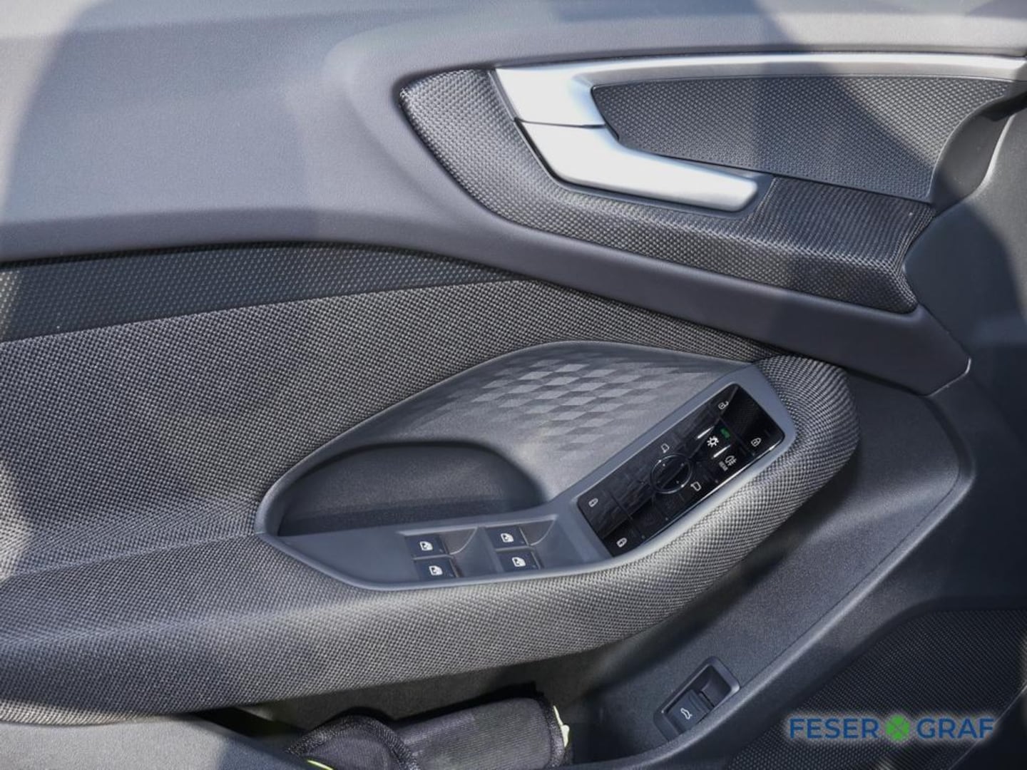 Bild über Audi A5 Avant TDI 150 kW S tronic - für weitere Informationen kontaktieren Sie den Audi Partner