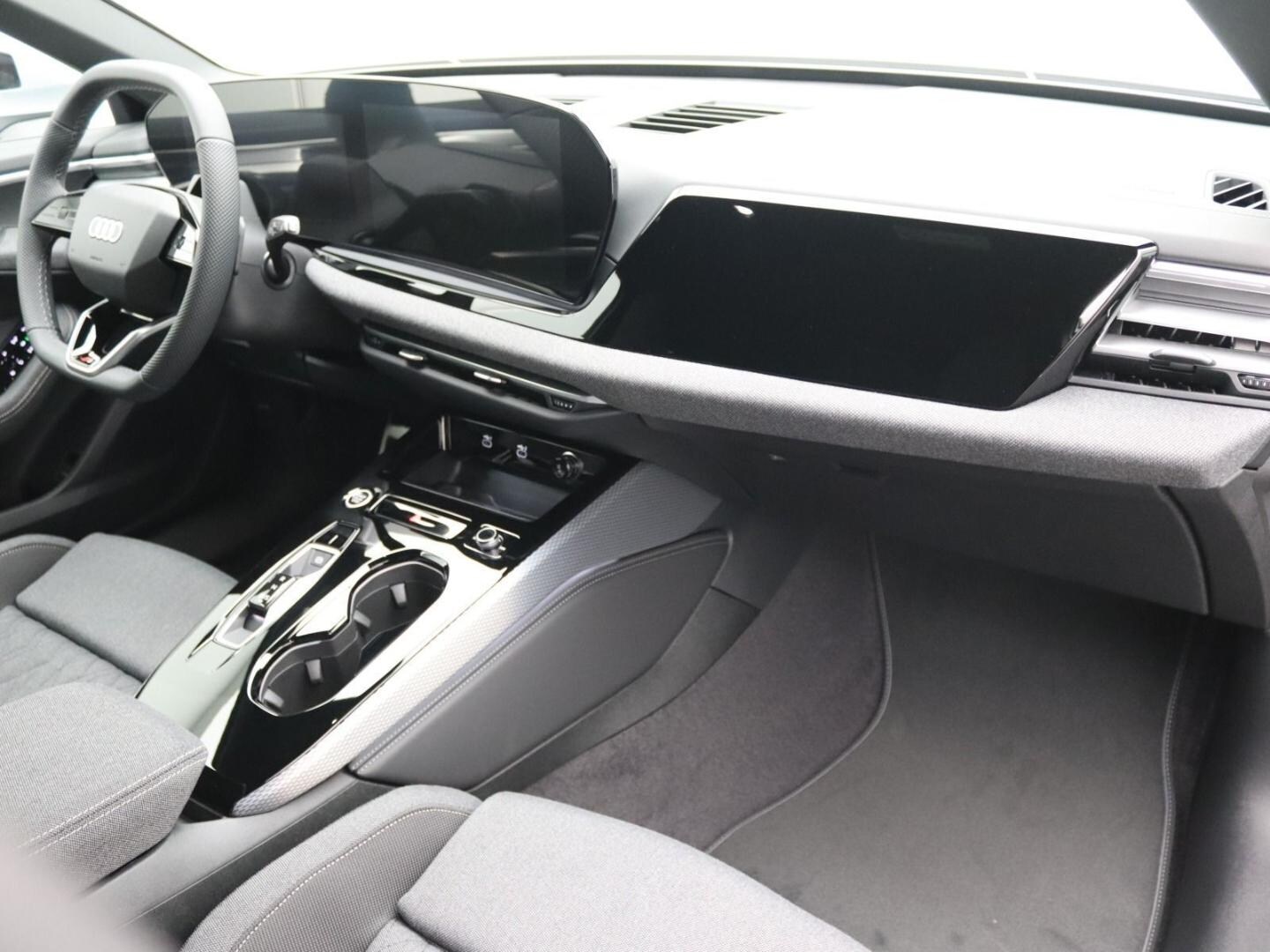 Bild über Audi A5 Avant TDI 150 kW S tronic - für weitere Informationen kontaktieren Sie den Audi Partner