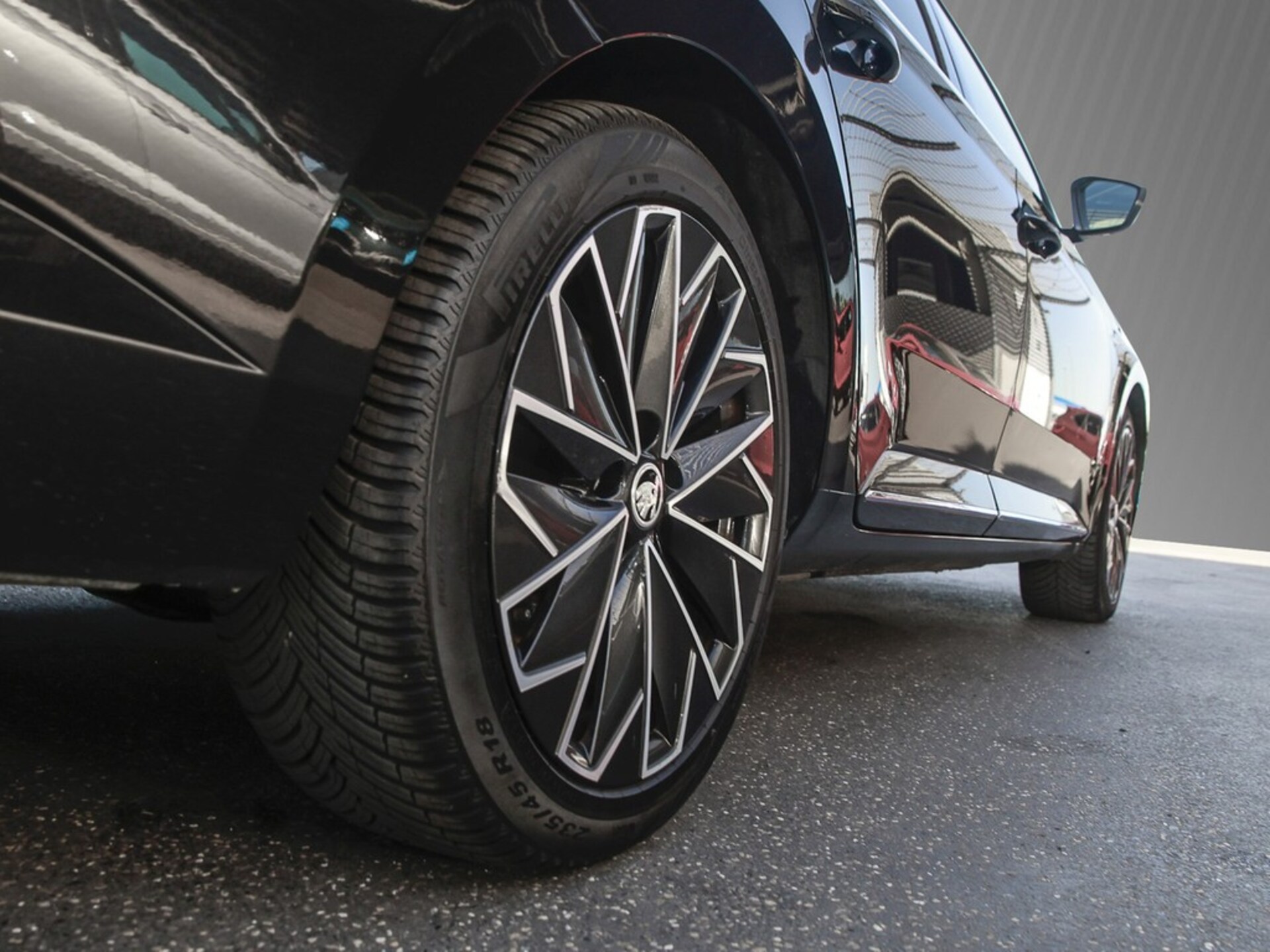 Skoda Superb Combi Laurin & Klement