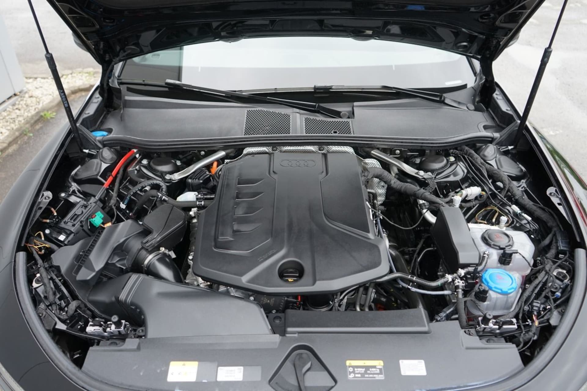 Audi A6 Limousine e-hybrid edition one