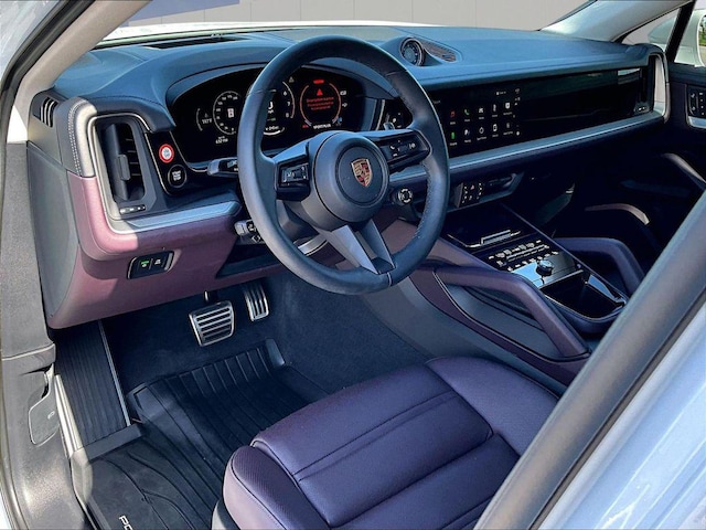 2025 Porsche Cayenne E-Hybrid Coupe