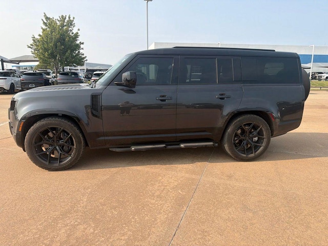 2025 Land Rover Defender