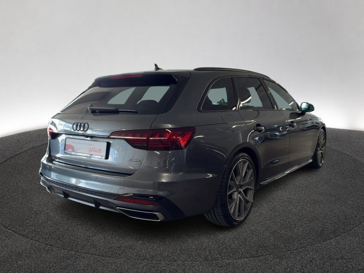 Bild über Audi A4 Avant S line 40 TFSI quattro S tronic - für weitere Informationen kontaktieren Sie den Audi Partner