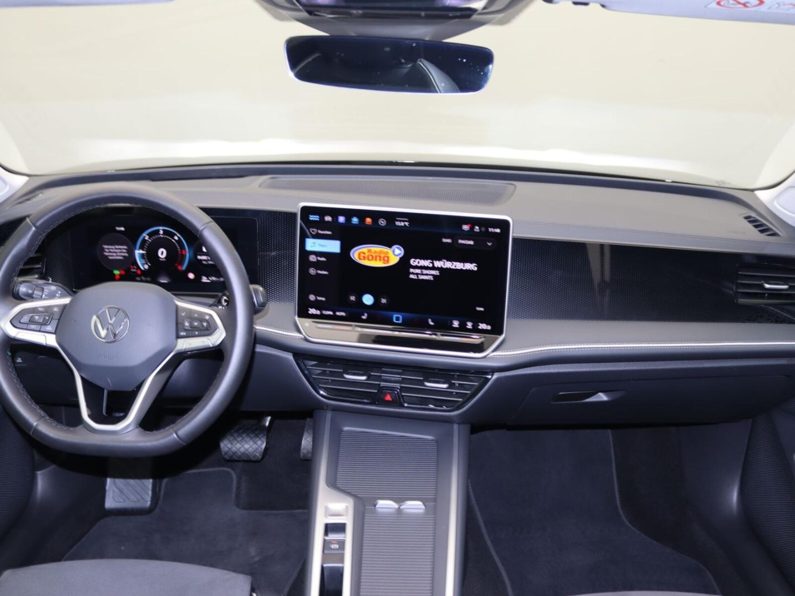 Volkswagen Passat – Bild 11