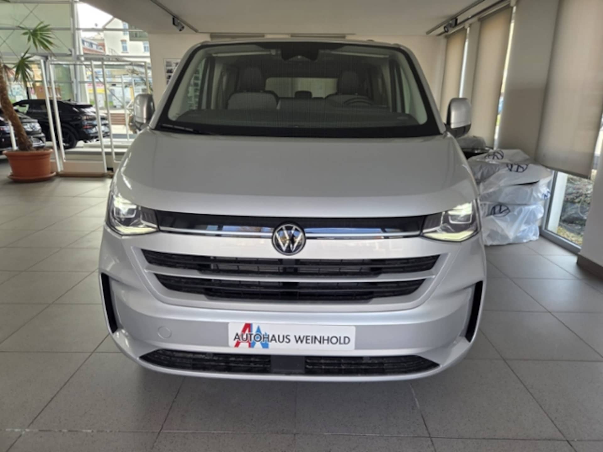 Volkswagen Caravelle Style