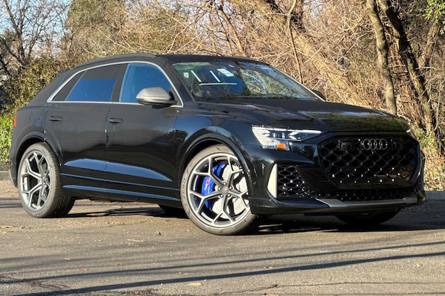 2026 Audi RS Q8 SUV performance