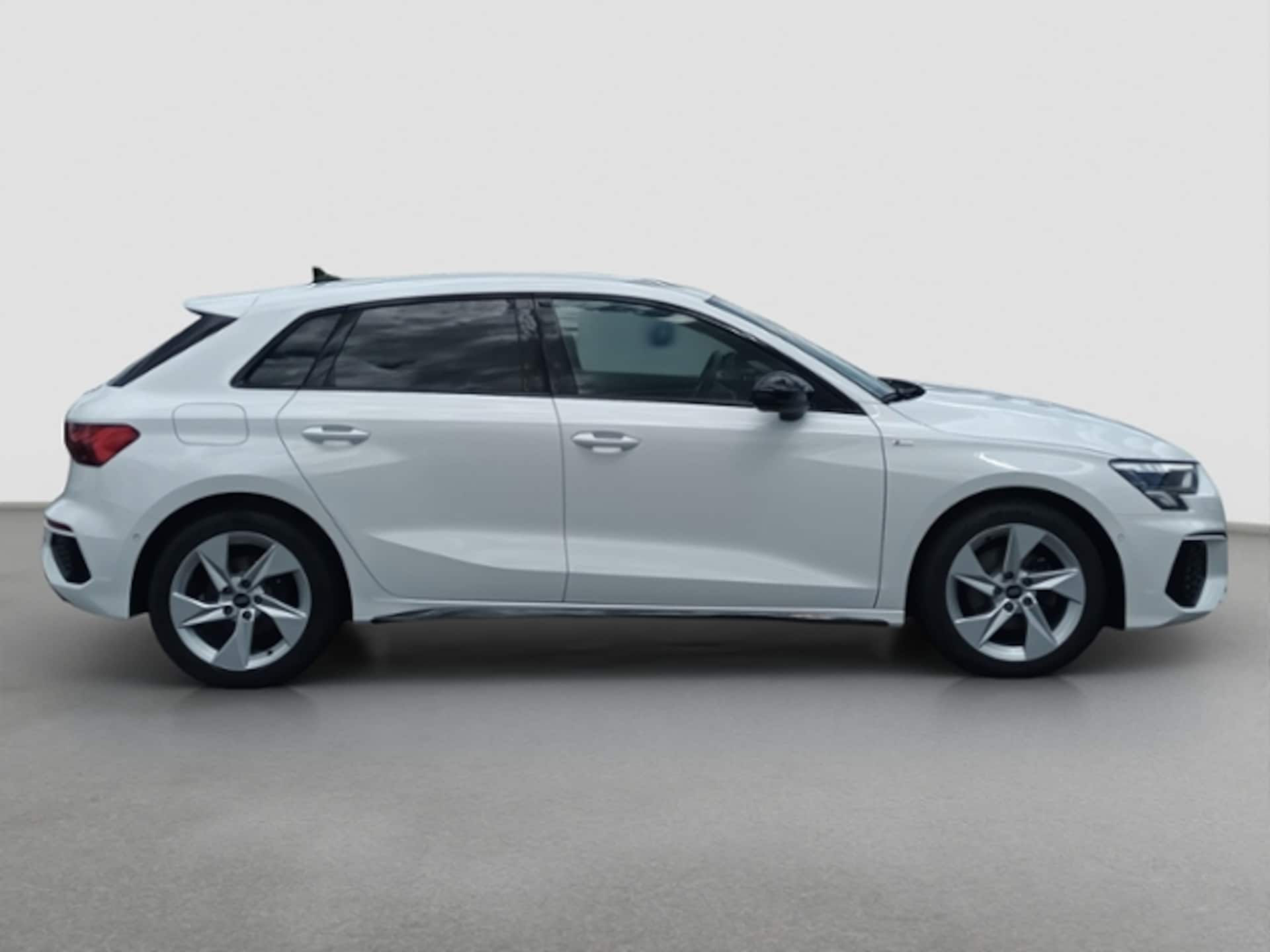 Audi A3 Sportback S line