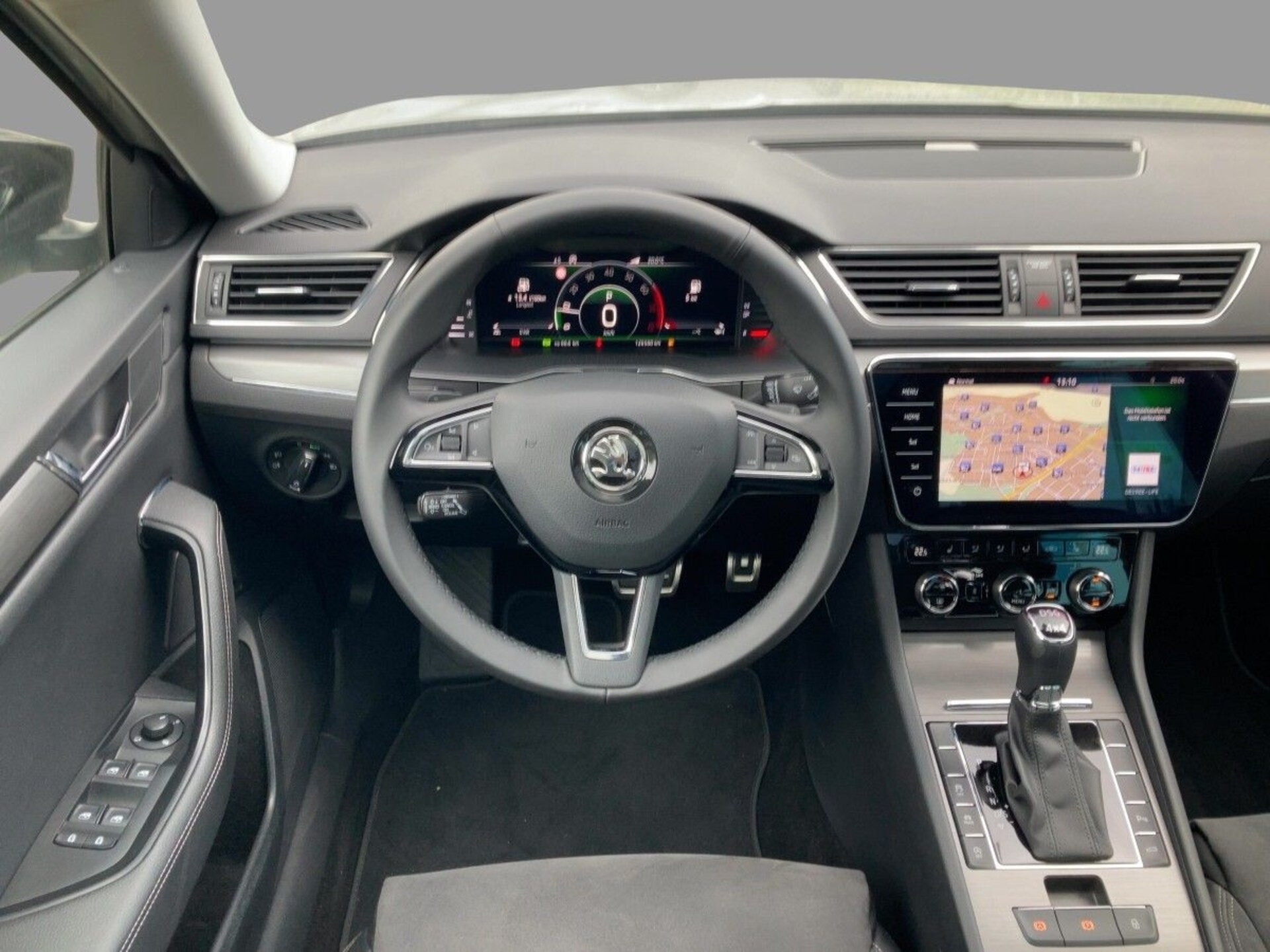 Skoda Superb Combi Scout