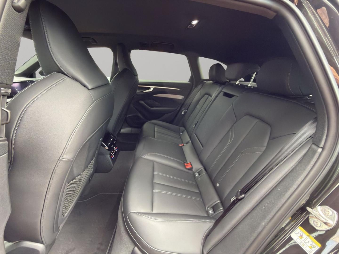 Bild über Audi A6 Avant edition one TDI quattro 220 kW S tronic - für weitere Informationen kontaktieren Sie den Audi Partner