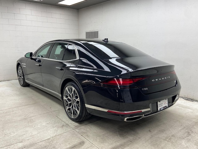2025 Genesis G90
