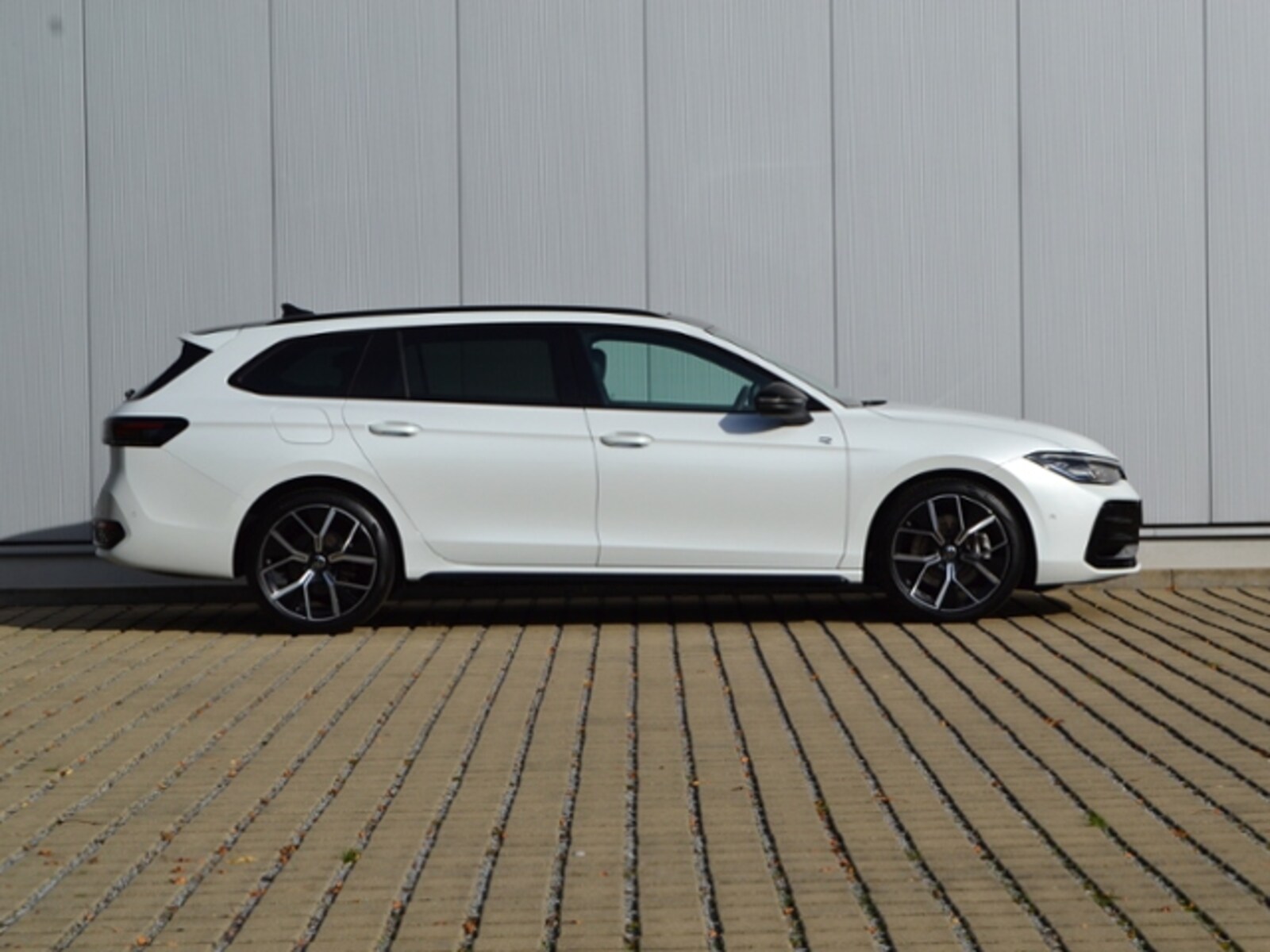 Volkswagen Passat – Bild 16