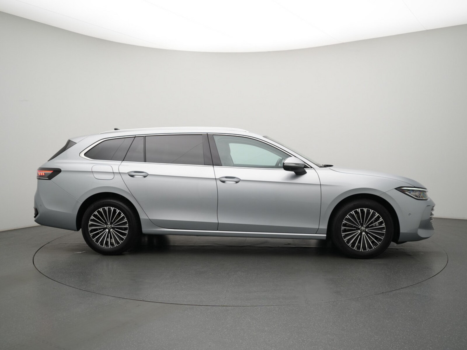 Volkswagen Passat – Bild 3