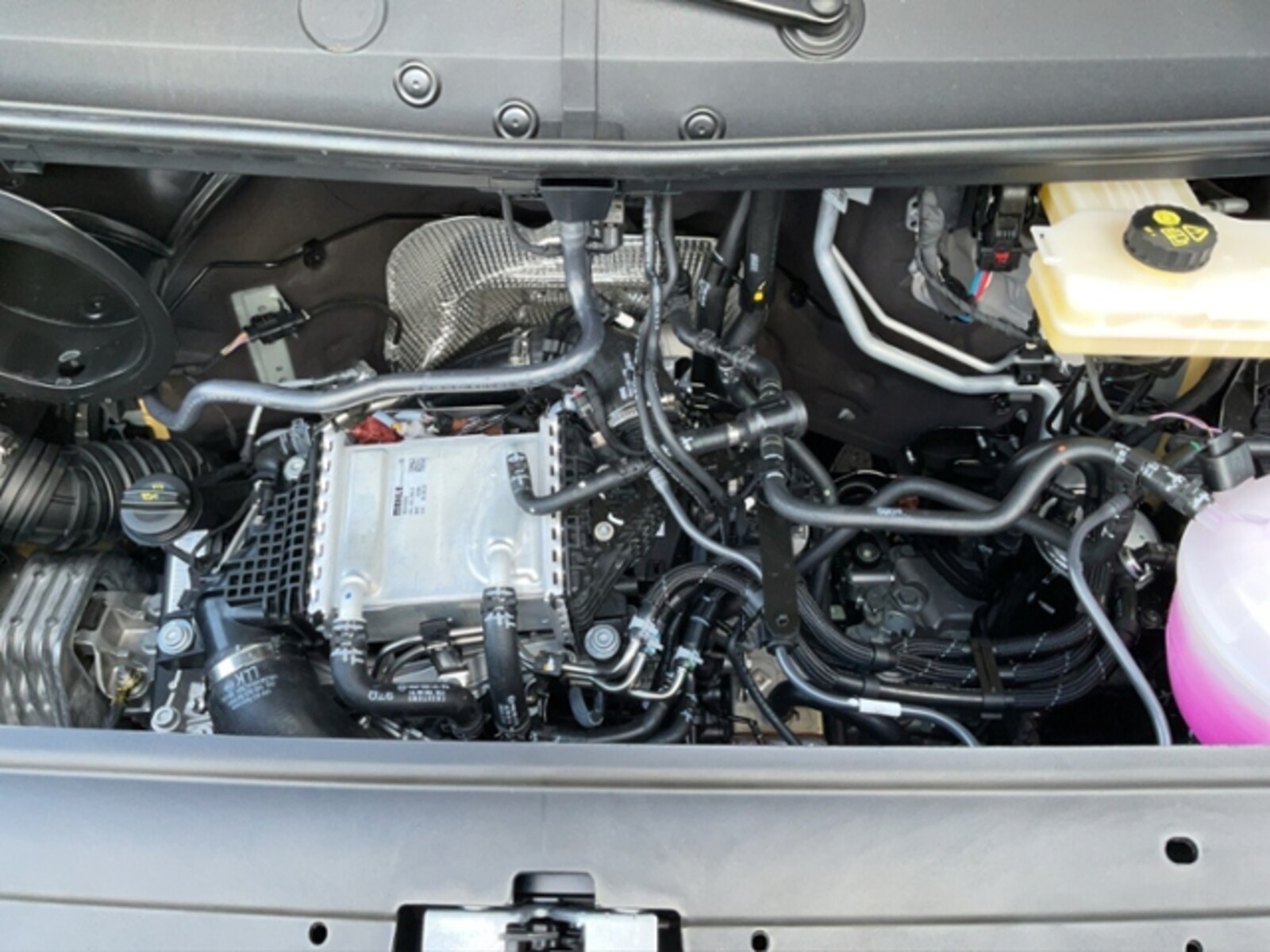 Volkswagen Crafter Kasten mittlerer Radstand – Bild 14