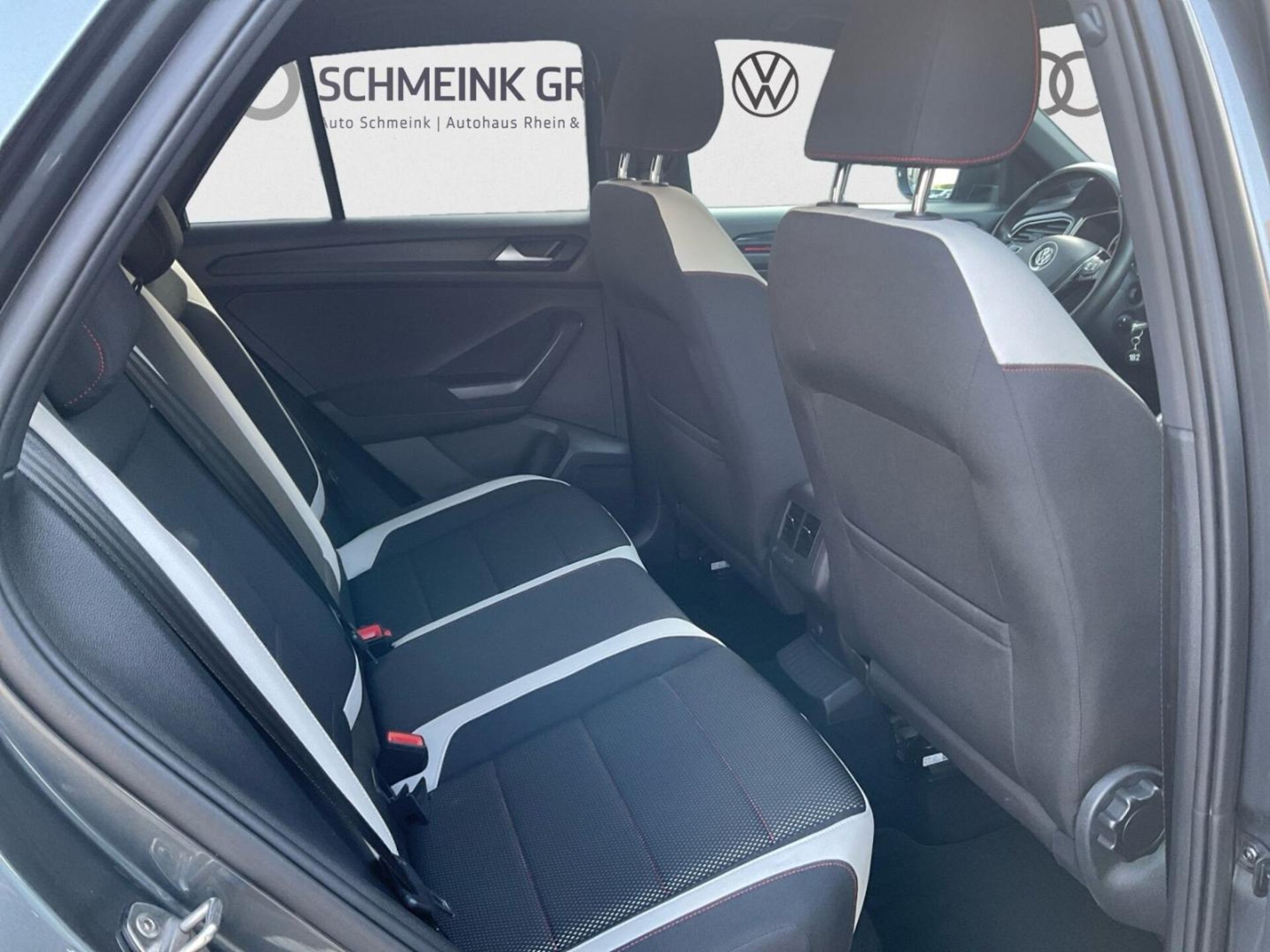Volkswagen T-Roc Sport