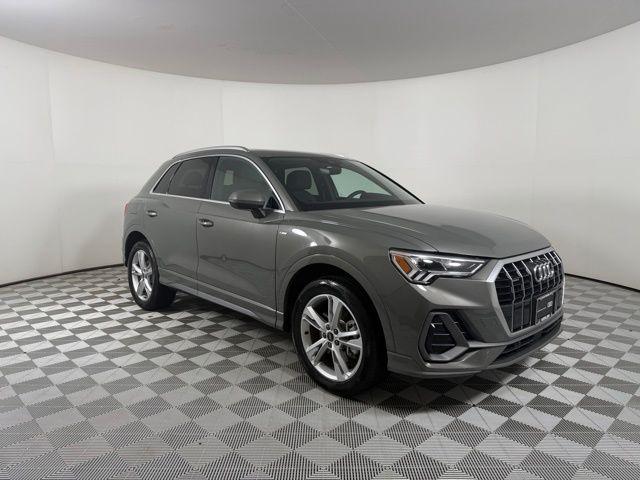 2023 Audi Q3 45 TFSI S Line Premium Plus quattro's photo