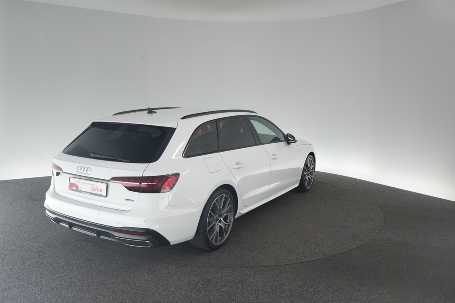 Audi A4 Avant S line