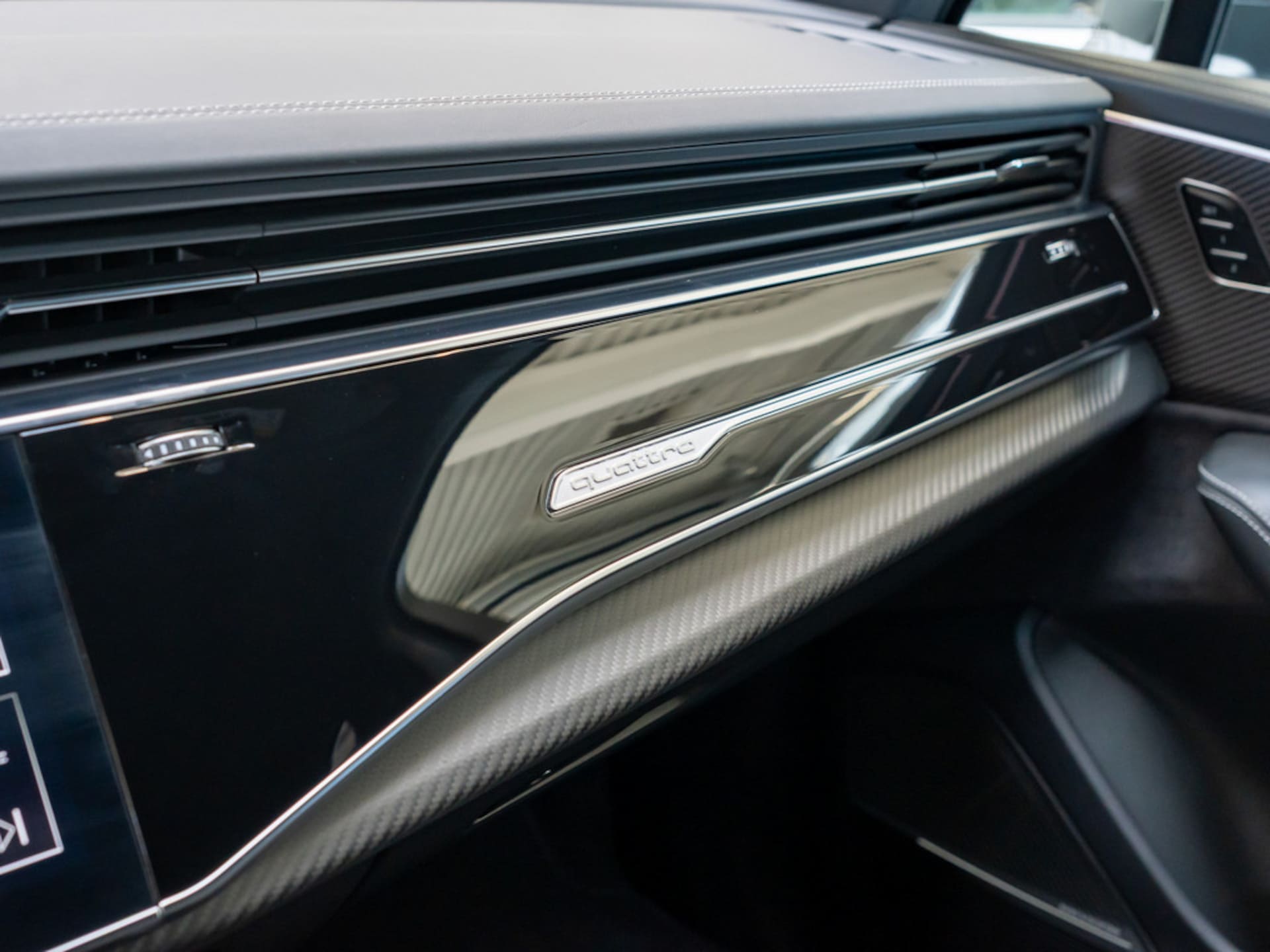 Audi Q7 SUV TFSI e S line
