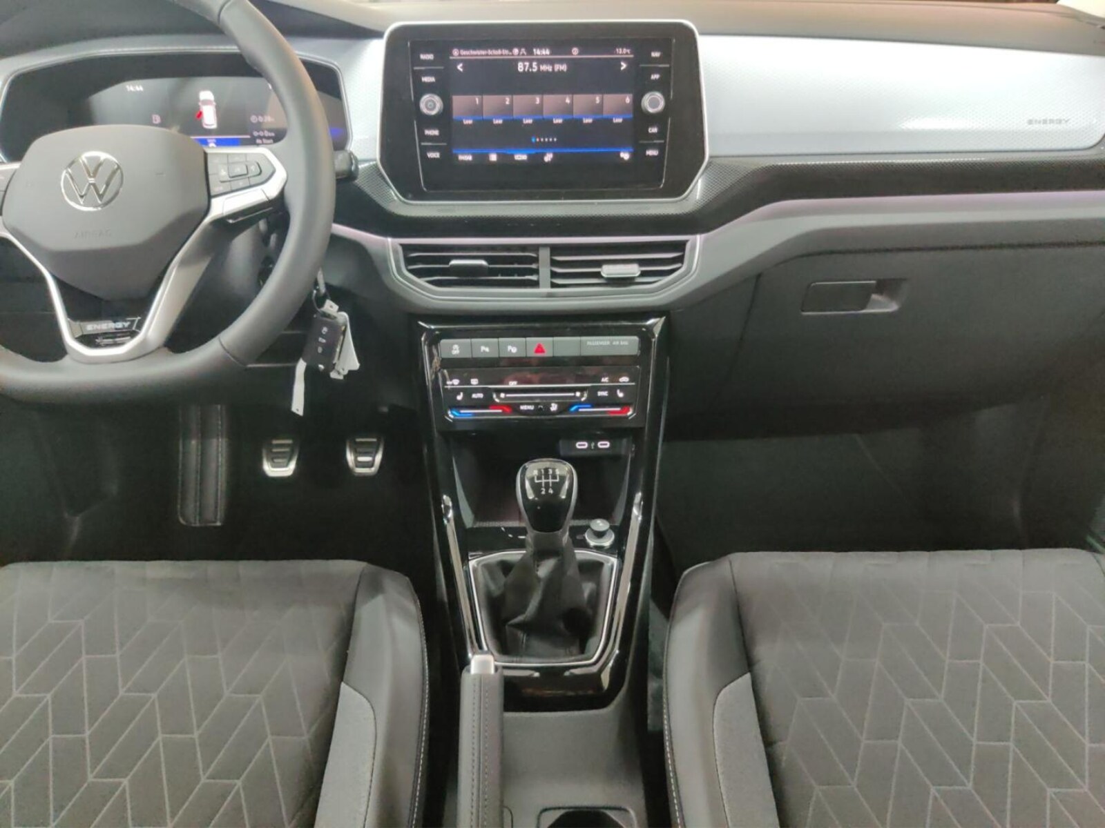 Volkswagen T-Cross – Bild 11