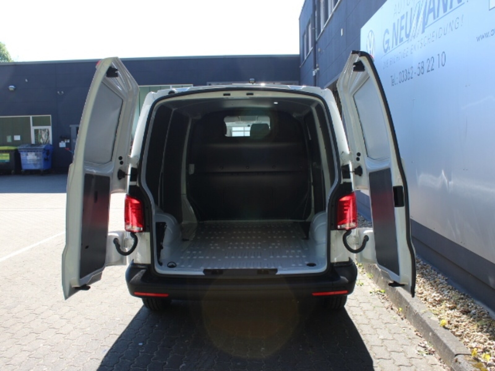 Volkswagen T6.1 Transporter Kasten kurzer Radstand – Bild 16