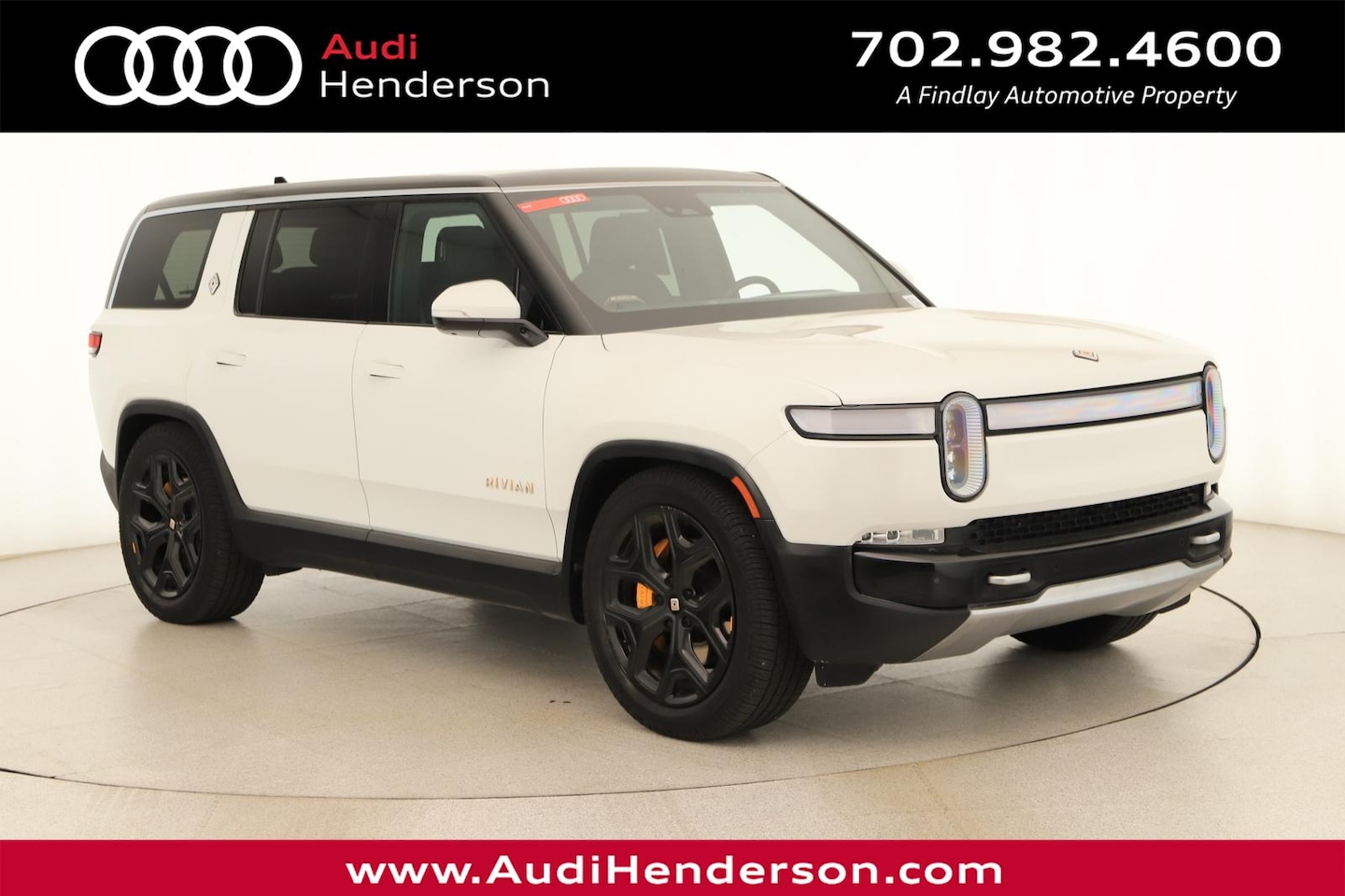 2024 Rivian R1S