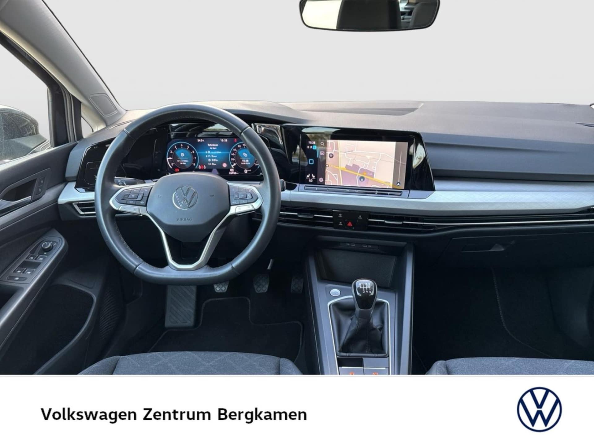 Volkswagen Golf Variant Life