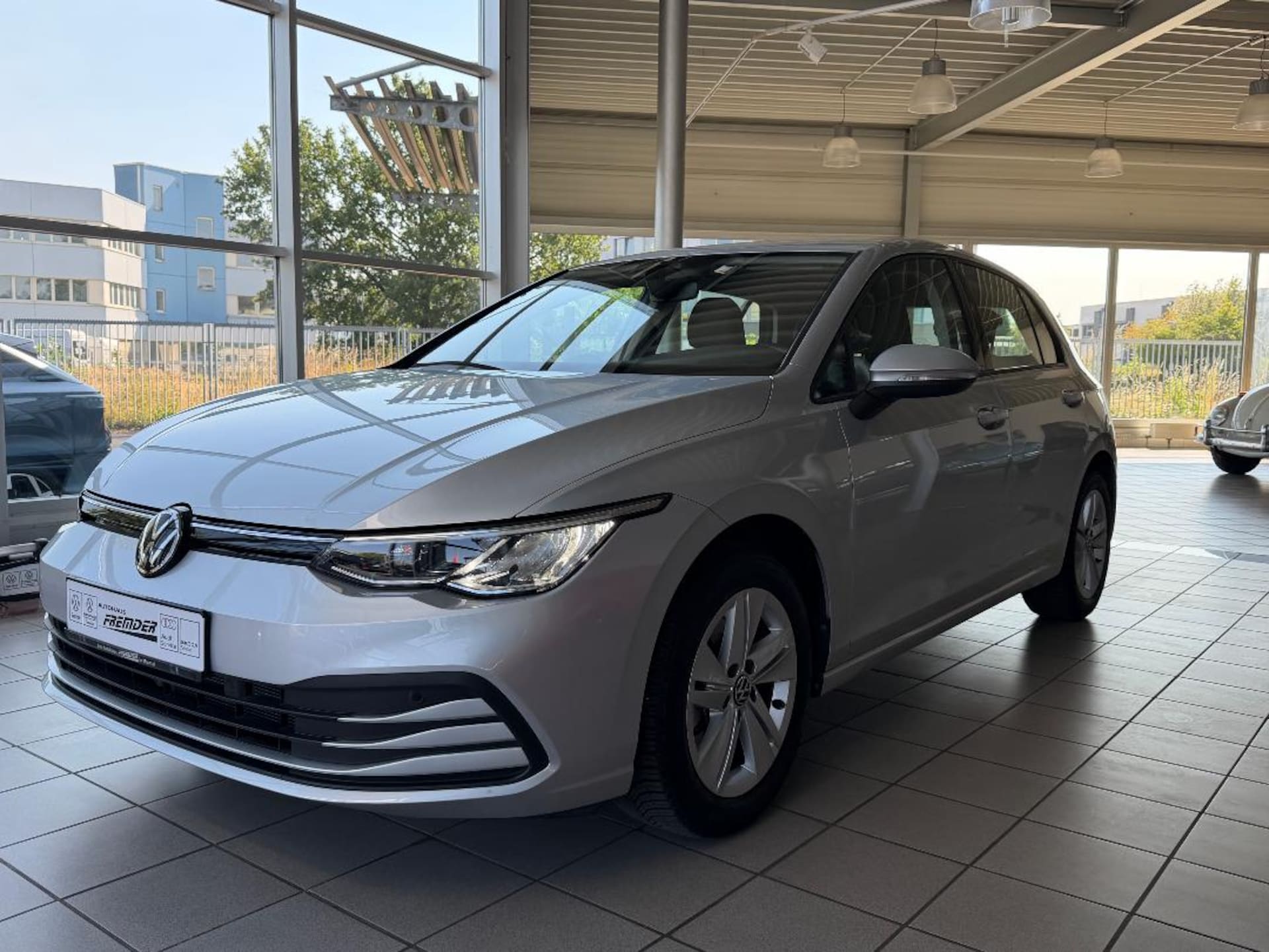 Volkswagen Golf Life