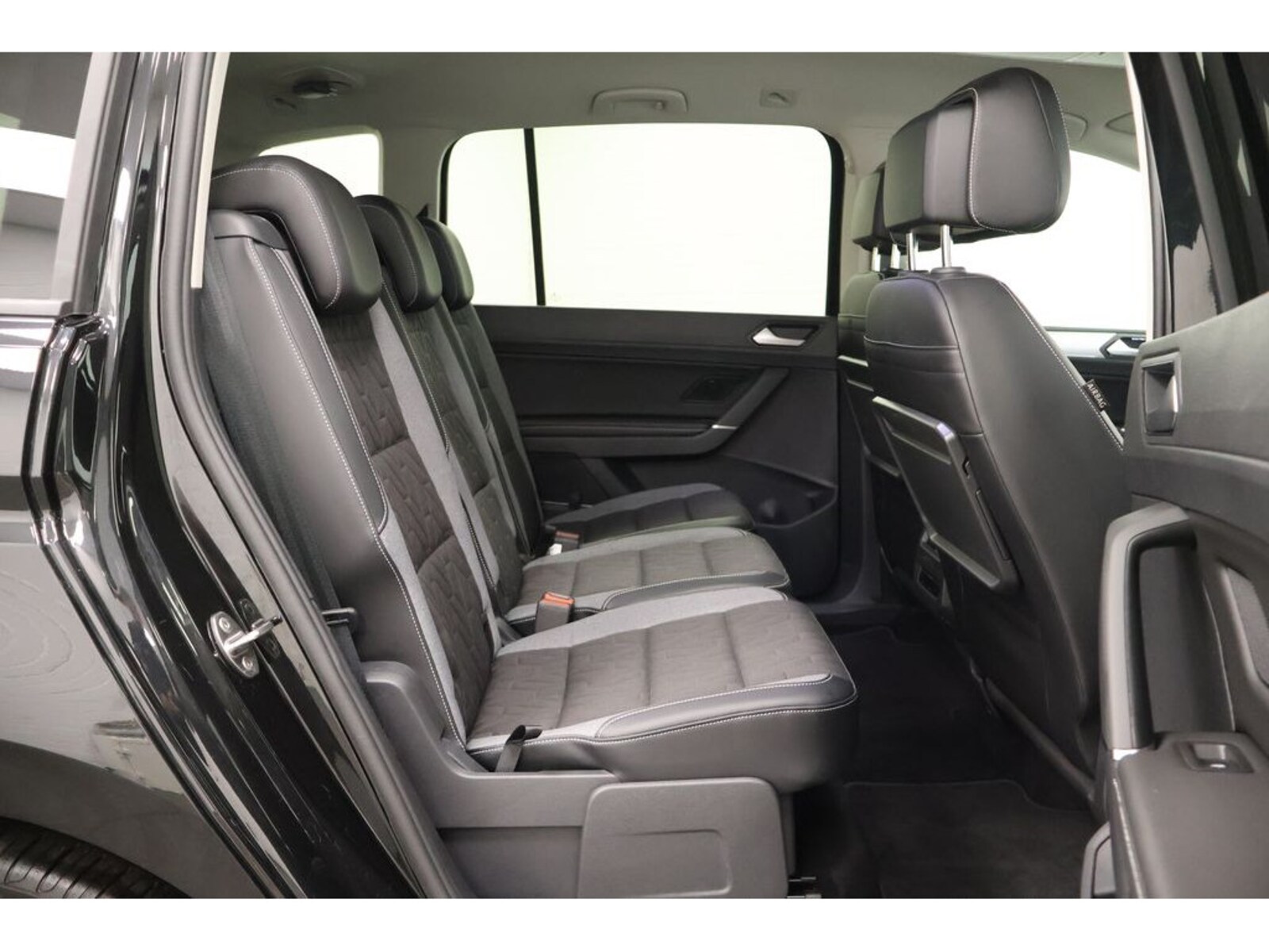 Volkswagen Touran – Bild 27