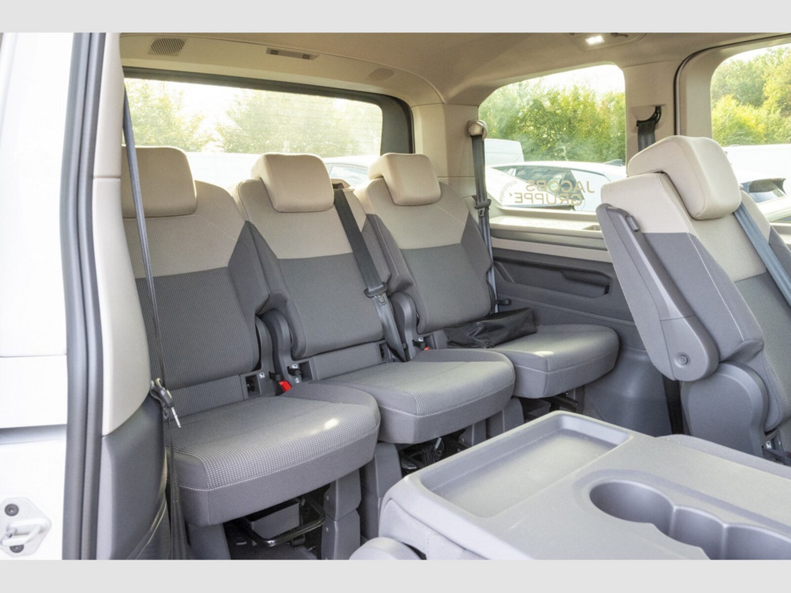 Volkswagen Multivan – Bild 11