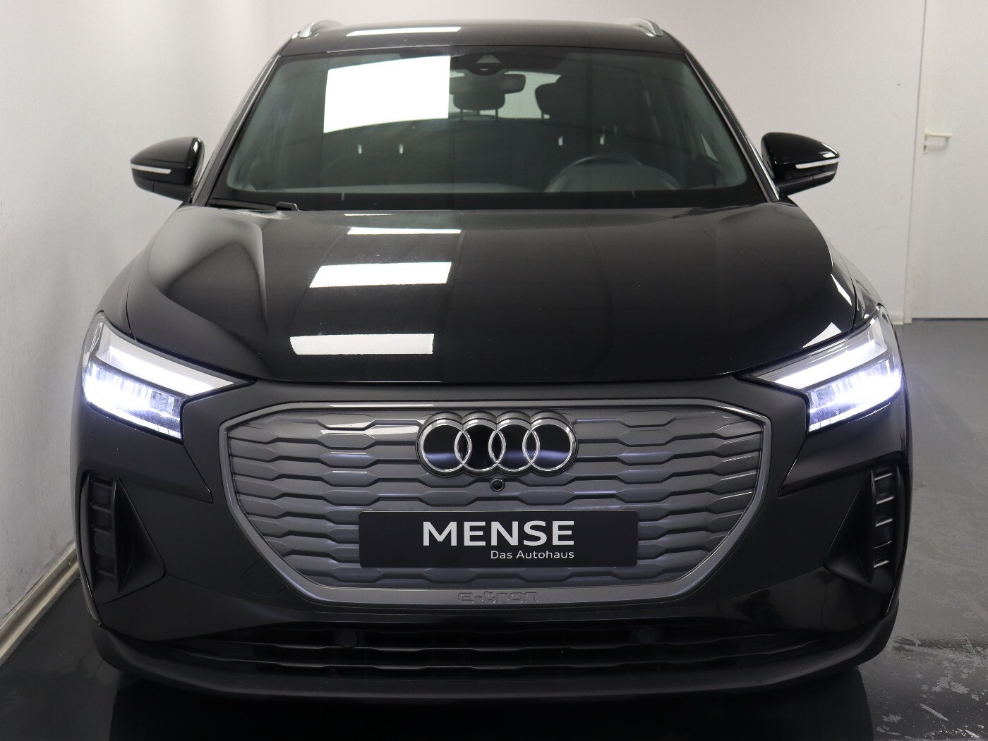 Image about Audi Q4 e-tron 40 e-tron